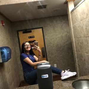 Meet your Posher, Isabella